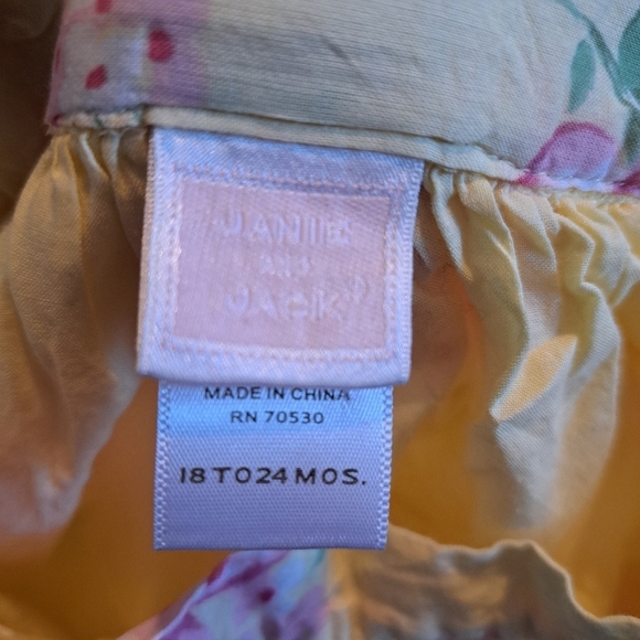 Janie and Jack girls 18-24 months yellow floral lined skirt, adjustable waist - Picture 2 of 6